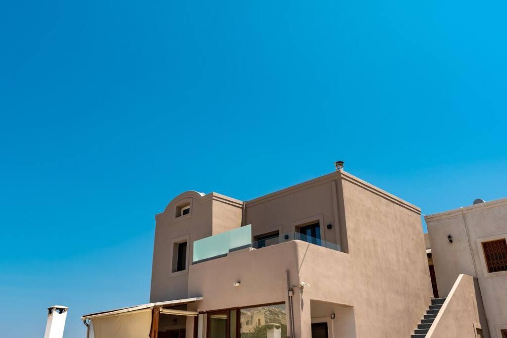 The Penthouse Santorini, Kamari, Thira *