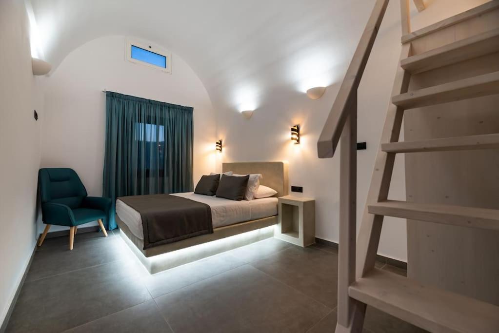 The Penthouse Santorini, Kamari, Thira דירה *