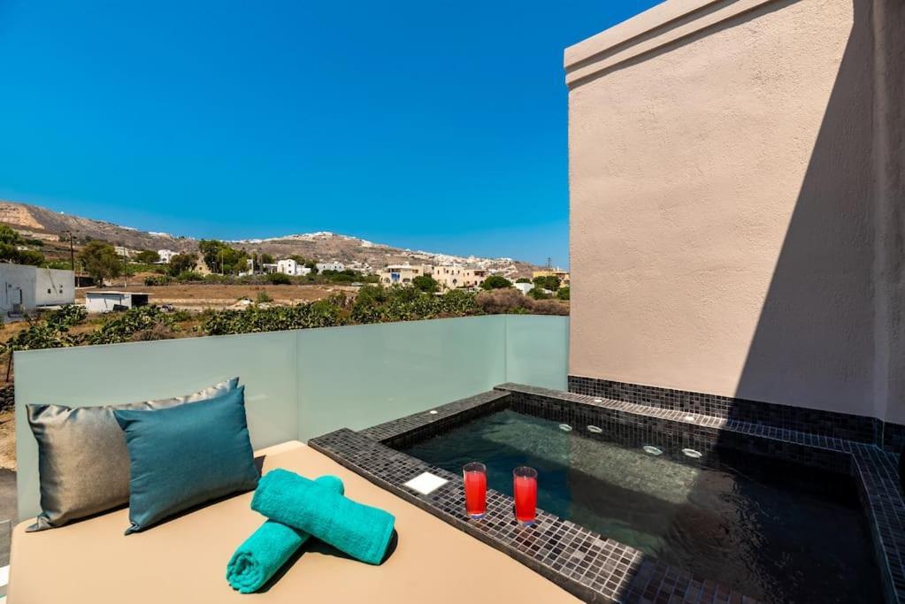 The Penthouse Santorini, Kamari, Thira Fira (Santorini)